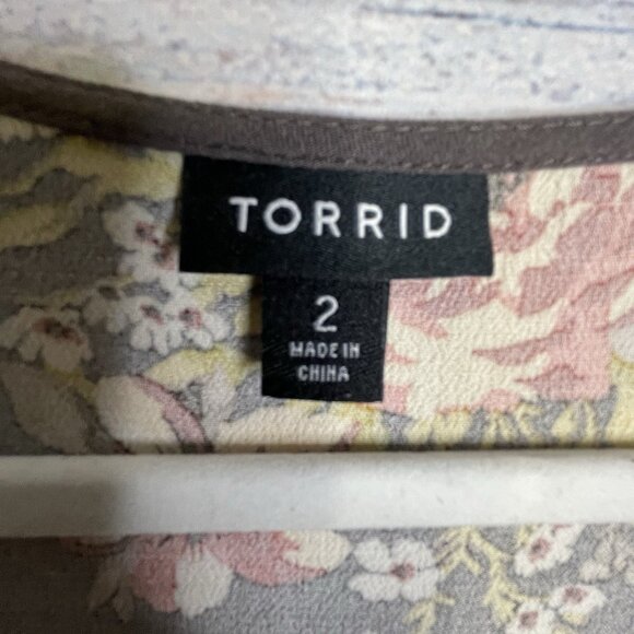 Torrid Floral Blouse - Gray and Pink - Picture 7 of 12